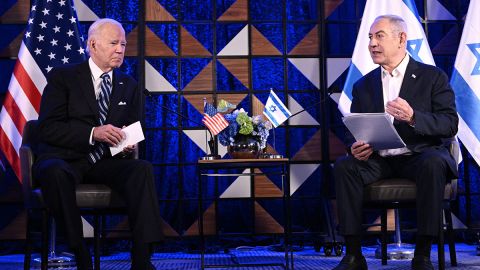 Biden y Netanyahu analizan la posibilidad de realizar “pausas tácticas” en los ataques en la Franja de Gaza
