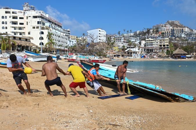 Sobrevivieron o murieron por Otis, pero no abandonaron los barcos