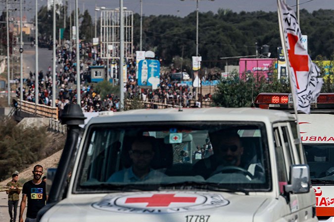 Hamás libera a otros 17 rehenes en el tercer día de tregua acordada con Israel