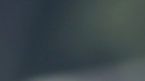 El jinete boricua Irad Ortiz Jr. reacciona tras ganar la Breeders' Cup 2023 montando a White Abarrio.