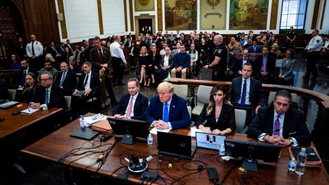 El expresidente Trump ha acusado de parcial al juez Arthur Engoron.