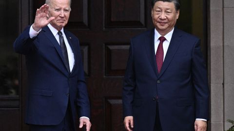 Biden dice a Xi Jinping que valora sus “francas, directas y útiles” reuniones al iniciar encuentro en San Francisco