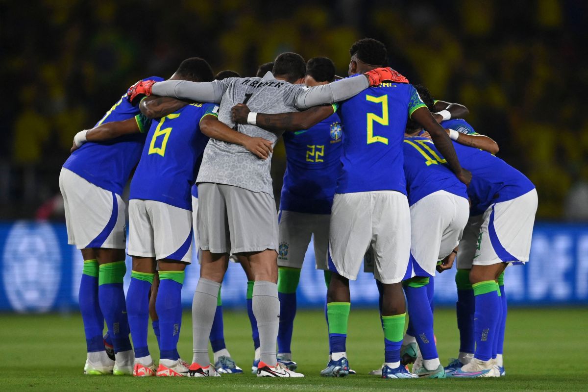 La Selección de Brasil se concentra antes de un juego.