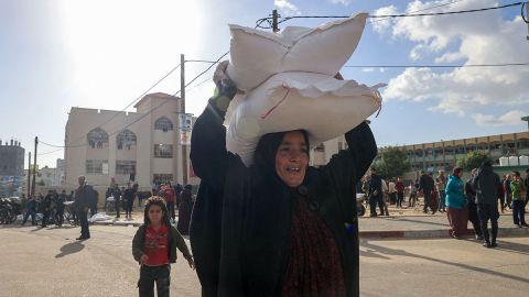 Israel y Hamás llegan a su cuarto día de tregua con la presión internacional para que se extienda