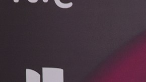 Christian Nodal y Cazzu han cuidado la privacidad de su bebé, evitando mostrar su rostro en las redes sociales.