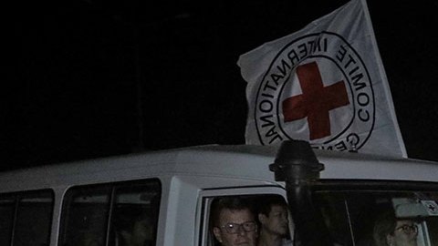 Hamás libera a otros 11 rehenes israelíes tras el anuncio de la extensión de la tregua por dos días más