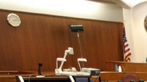 Acusan de delitos de odio a hombres que atacaron a compradores hispanos en Carolina del Sur