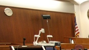 Acusan de delitos de odio a hombres que atacaron a compradores hispanos en Carolina del Sur