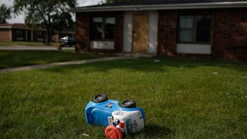 Presuntos restos de una joven desaparecida en Indiana hallados en el patio de su vecino