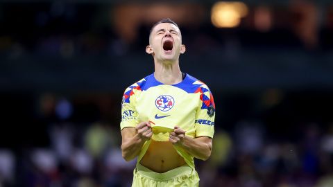 Álvaro Fidalgo jugando con las Águilas del América.