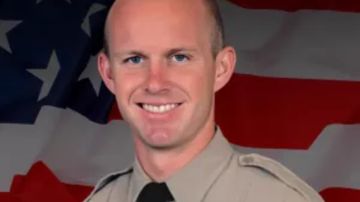 El alguacil Ryan Clinkunbroomer murió en una emboscada el 16 de septiembre en Palmdale.