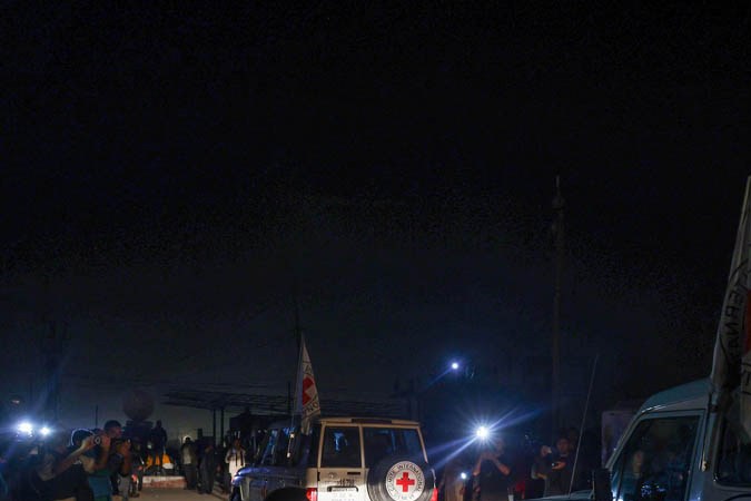 Los primeros rehenes de Hamás ya fueron liberados