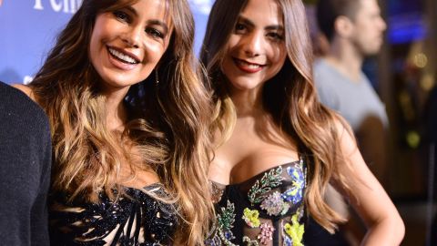 Sofía Vergara y Claudia Vergara en un evento en Los Ángeles.