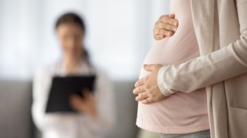 Australia se disculpa por "tragedia de talidomida", el medicamento de embarazo que afectó a miles de mujeres y sus hijos