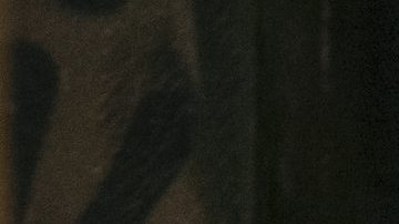 Joel Kinnaman en Silent Night.