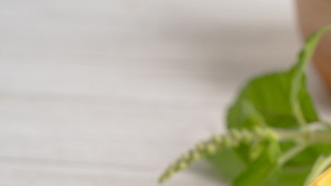 La industria de suplementos alimenticios en EE.UU. está en auge: cómo saber si los necesitas