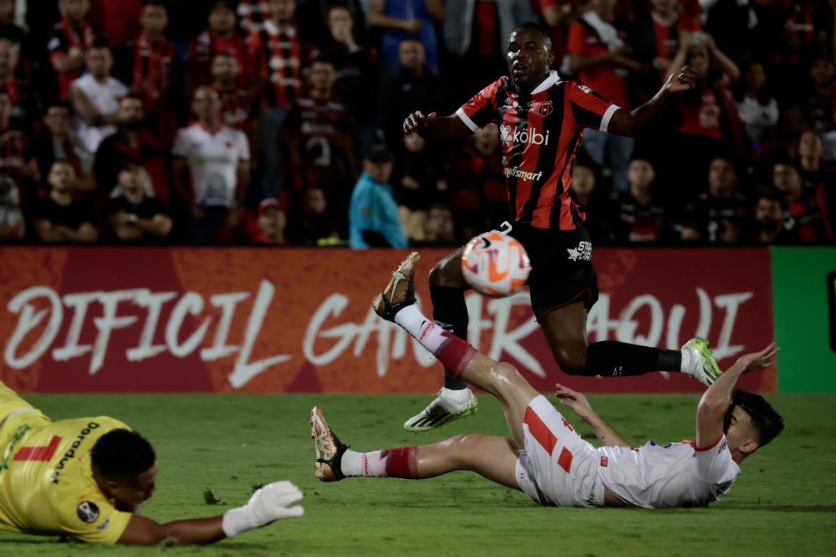 Real Estelí empató 2-2 con Independiente y clasificó a la final de la Copa  Centroamericana 2023, Deportes