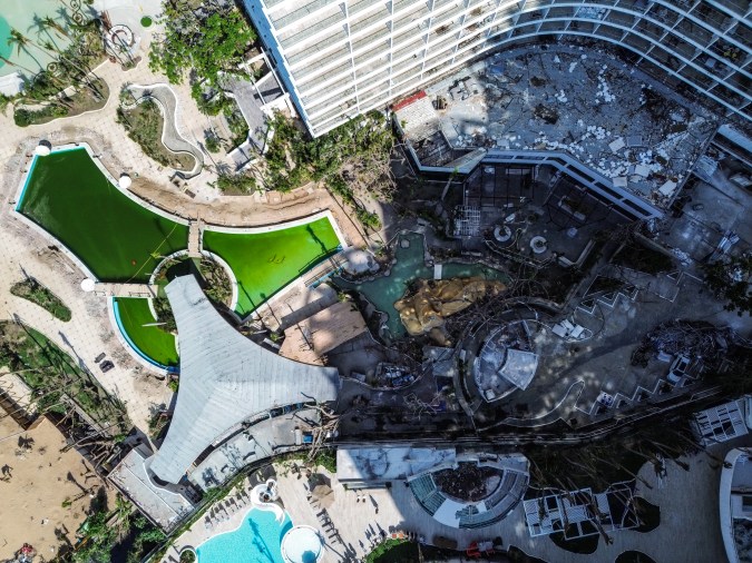 Acapulco, joya turística de México, ahora sufre “catastrófica” por falta de turistas tras devastador huracán 'Otis'