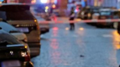 La policía checa informó que el atacante "fue eliminado".