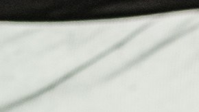 Chayane Sarabia prepara un tamal vegano en su puesto Shane’s Tamales en el festival internacional de tamales de Long Beach en Long Beach.