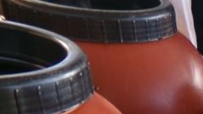 Incautan más de $10 millones de dólares en narcóticos escondidos en un cargamento de pasta de jalapeño