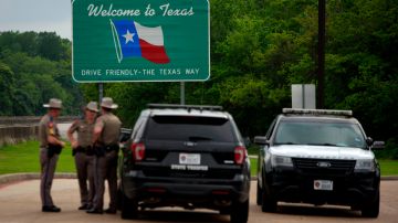 Ataques en 2 ciudades de Texas dejan 6 muertos y 2 oficiales heridos