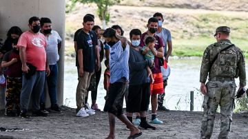 Gobernador de Texas firmará ley SB4, una de las más restrictivas de EE.UU. en contra de los migrantes