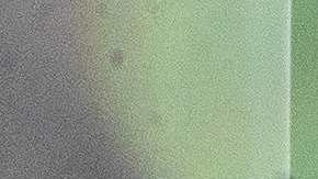 Abbott ahora envía más de 100 migrantes en avión desde Texas a Chicago, que vive crisis humanitaria