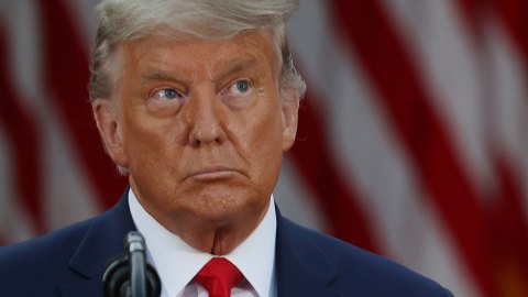 Trump pide a una corte de apelaciones en Washington que desestime la demanda por el asalto al Capitolio