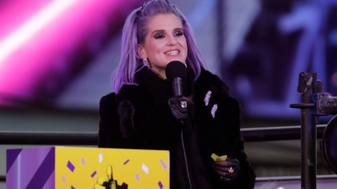Kelly Osbourne quiere una cirugía plástica para Navidad, pero su familia lo desaprueba