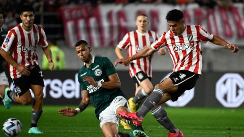 Santiago Núñez debutó la pasada temporada en el campeonato argentino con Estudiantes La Plata.