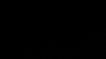 Kendall Jenner fue captada paseando por las calles de Aspen en compañía de amigos.