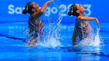 Nuria Diosdado y Joana Jimenez del equipo de nado sincronizado de México.