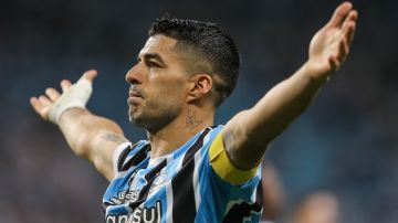 Luis Suárez habló en rueda de prensa para confirmar que se marcha del Gremio de Porto Alegre.