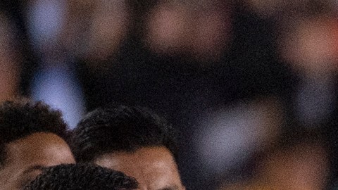Robert Siboldi dando indicaciones a André-Pierre Gignac.