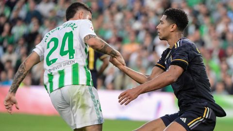 El Real Madrid pone en peligro su liderato en la Liga Española tras empate con el Betis.