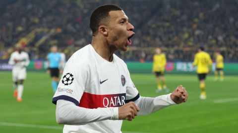 Kylian Mbappé todavía no ha decidido si seguirá o no con el París Saint-Germain.