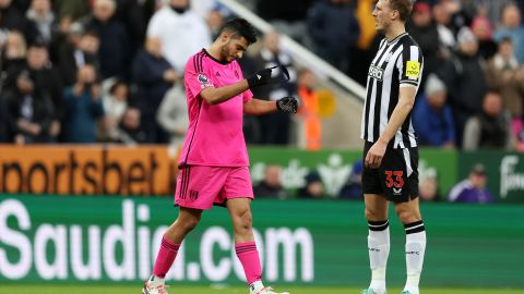 Esta es la tercera expulsión para el mexicano Raúl Jiménez en la Premier League.