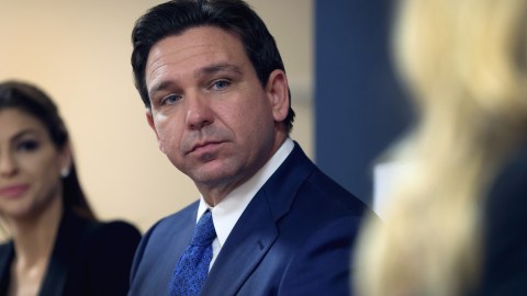 DeSantis cree que las acusaciones contra Trump "distorsionan" las primarias republicanas
