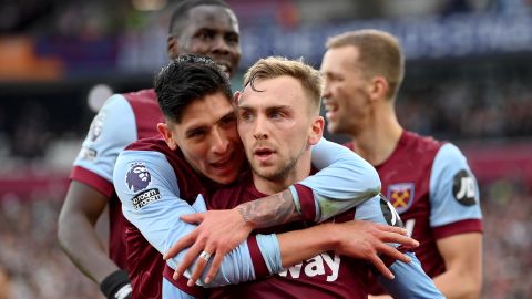 Edson Álvarez es titular inamovible de la plantilla del West Ham.