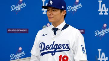 El lanzador Yoshinobu Yamamoto jugará con los Angeles Dodgers junto a su compatriota Shohei Ohtani