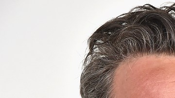 La desesperada medida que Matthew Perry tomó para dejar las drogas: “Se pegó las manos a las piernas”