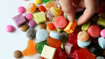 Estudiantes de Virginia recibieron atención médica después de ingerir dulces con fentanilo