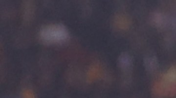 Henry Martín (der.) celebra su gol de penalti para adelantar al América.