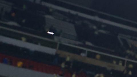 El canterano del Real madrid presume su medalla de campeón con América.