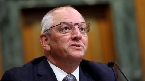 John Bel Edwards, gobernador de Luisiana