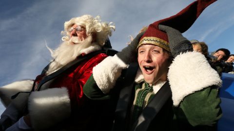 Six Flags Magic Mountain_Holiday in the Park-Santa 2