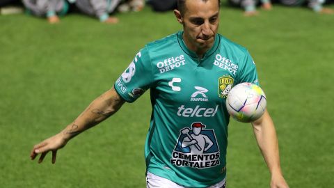 Andrés Guardado durante su presentación con el Club León el pasado martes en Nuevo León.