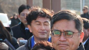 Apuñalado en el cuello principal líder opositor surcoreano