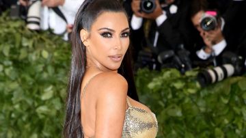 Kim Kardashian participará y producirá docuserie sobre Elizabeth Taylor